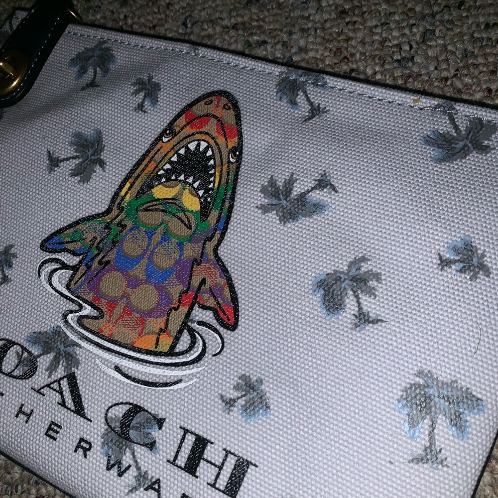 Pouch - Picture 2 of 2